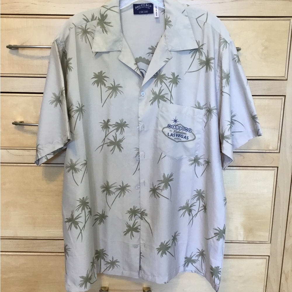 Pacific & Co Mens Las Vegas Hawaiian shirt size medium Lightweight Cool